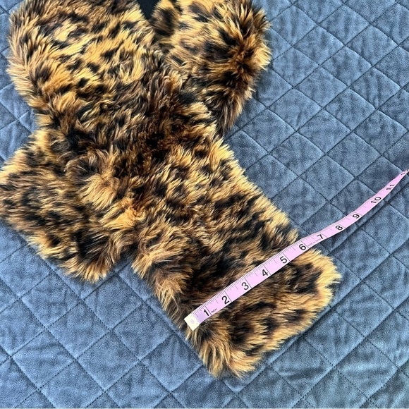 J. Crew Scarf Leopard Animal Print Faux Fur Brown Black Neck Wrap Warmer B24 - Picture 6 of 7